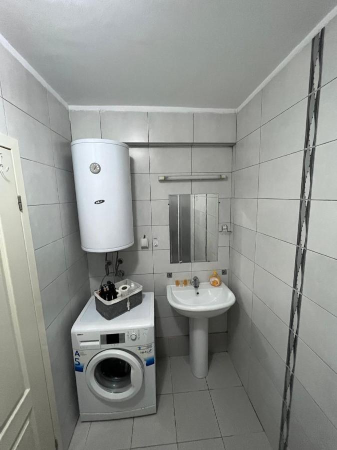 Vortex Apartment Skopje Bagian luar foto