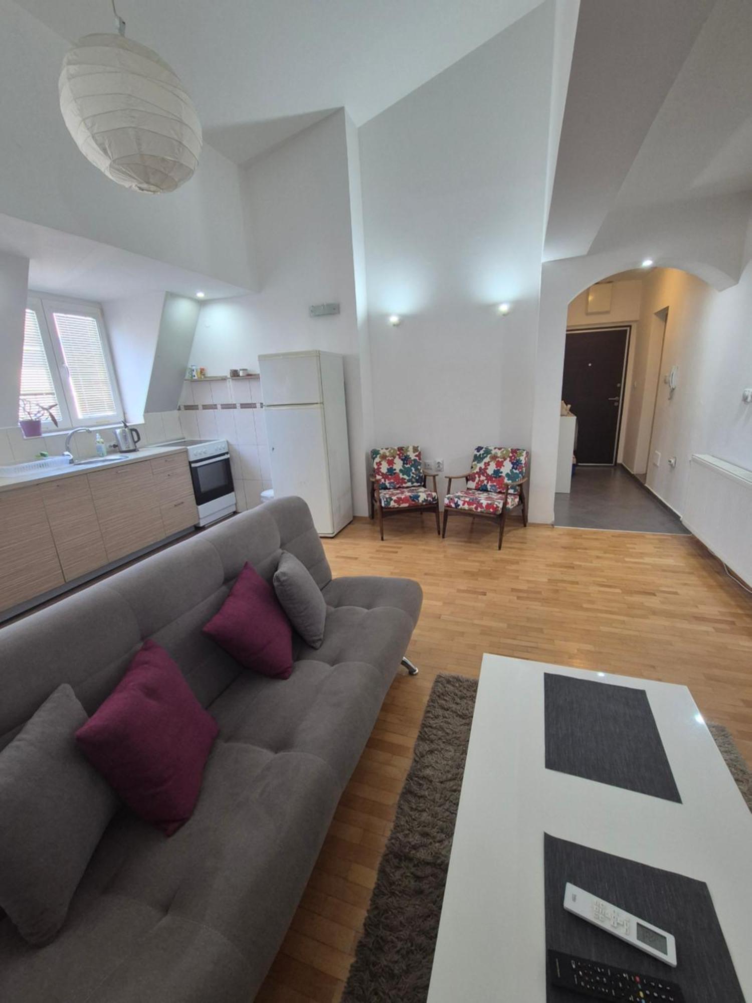 Vortex Apartment Skopje Bagian luar foto